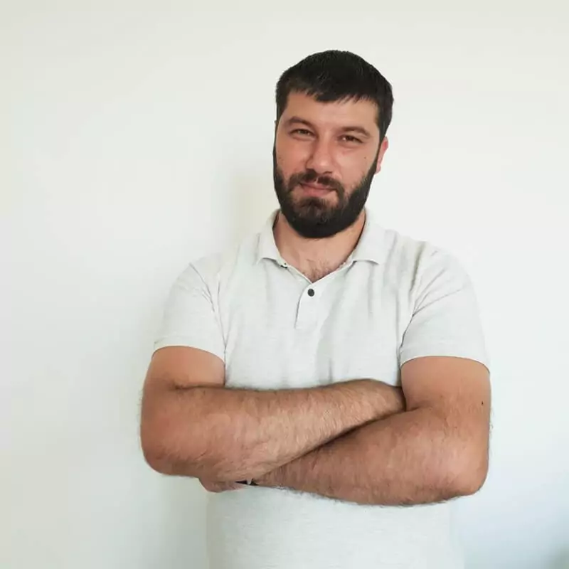 Mike Hakob